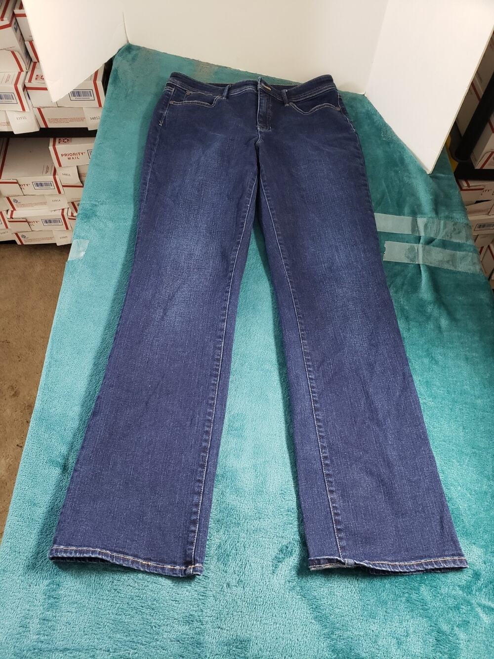 Talbots Jeans Size 8 Womens Blue Stretch Pants High Rise Barely Bootcut